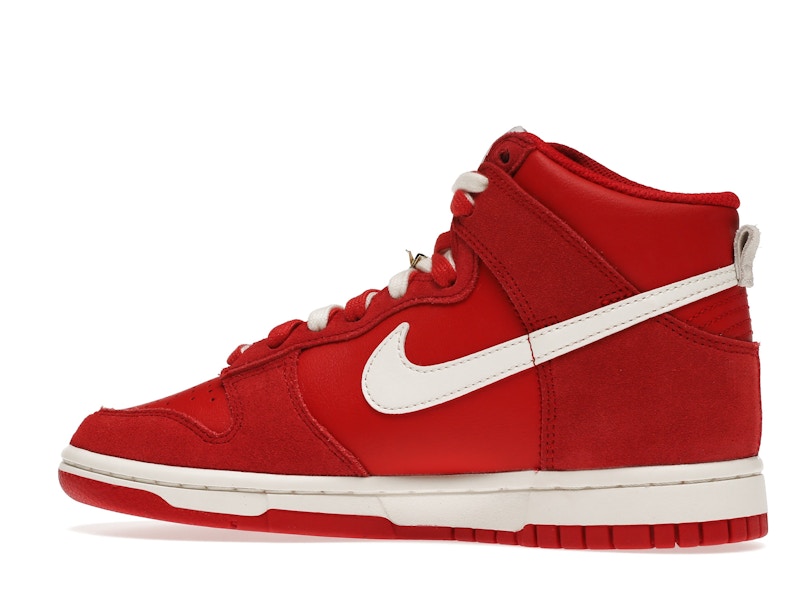 Nike Dunk High First Use Red