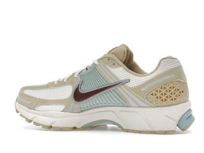 Nike Zoom Vomero 5 Team Gold Seafoam