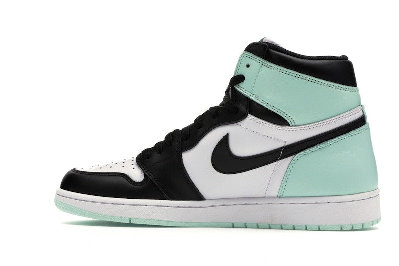 Jordan 1 Retro High Igloo