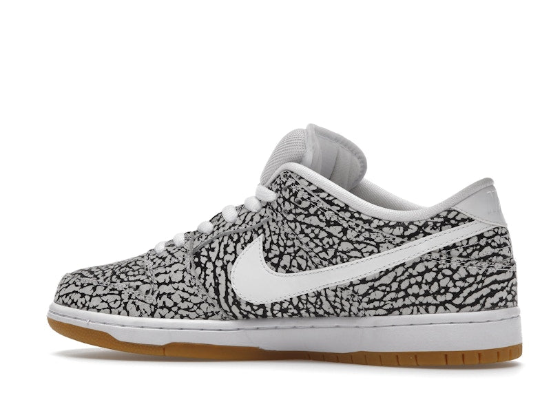 Nike SB Dunk Low Road