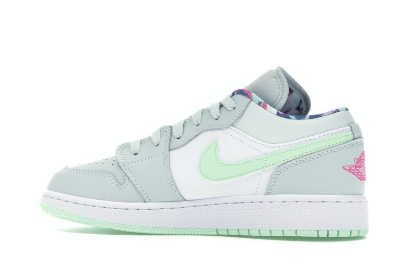Jordan 1 Low Barely Grey Frosted Spruce (GS)