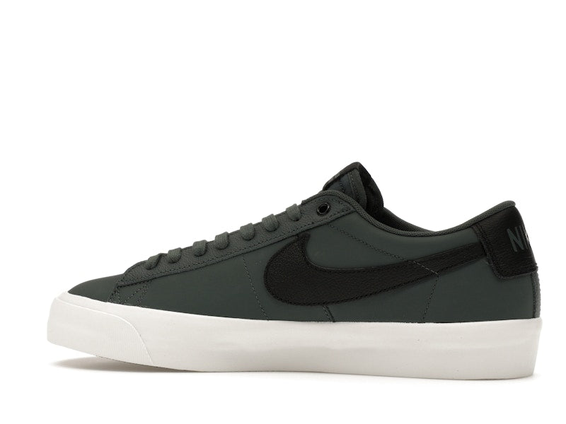 Nike SB Zoom Blazer Low Pro GT Vintage Green