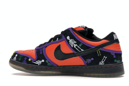 Nike SB Dunk Low Day of the Dead