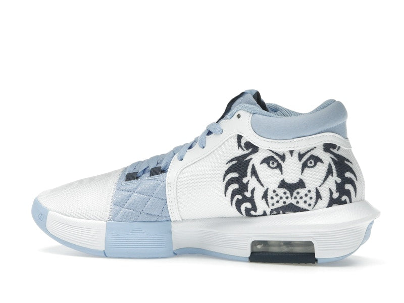 Nike LeBron Witness 8 UNC
