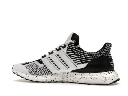 adidas Ultra Boost 5.0 DNA Cloud White Black