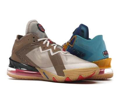 Nike LeBron 18 Low Wile E. vs Roadrunner Space Jam