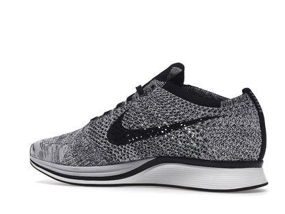 Nike Flyknit Racer Oreo