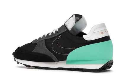 Nike Daybreak Type Black Menta
