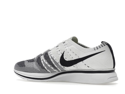 Nike Flyknit Trainer White Black