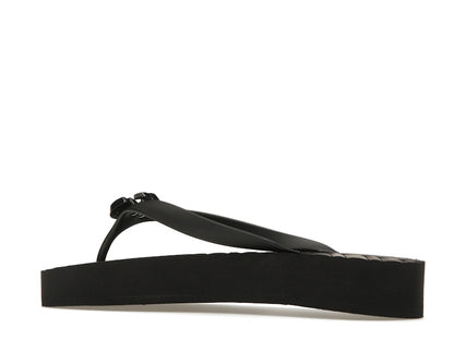 Gucci Chevron Thong Sandal Black Rubber