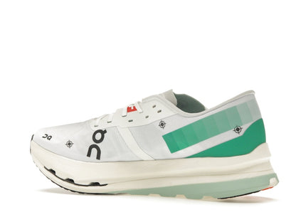 On CloudBoom Echo 3 Undyed White Mint