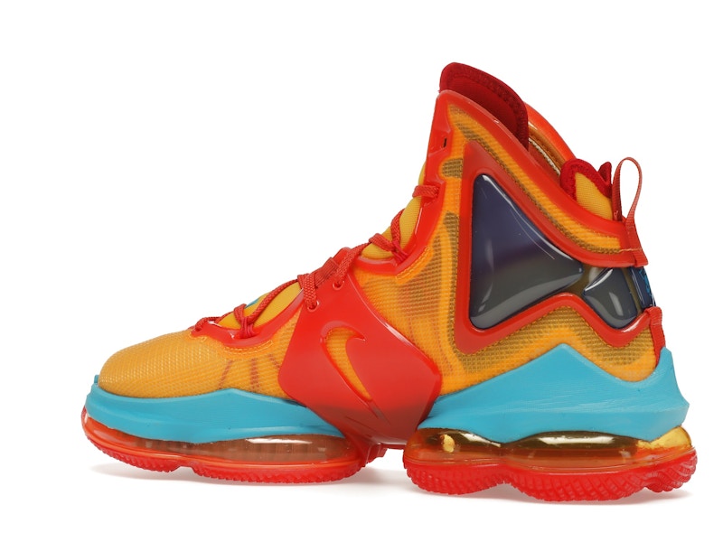 Nike LeBron 19 Tune Squad