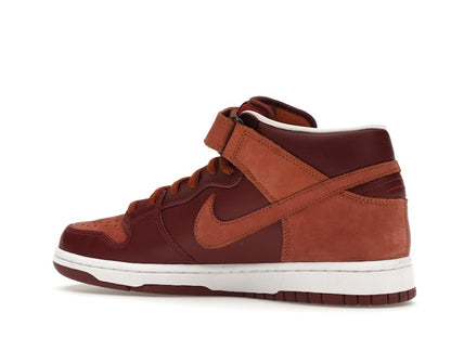 Nike SB Dunk Mid Team Red Pony
