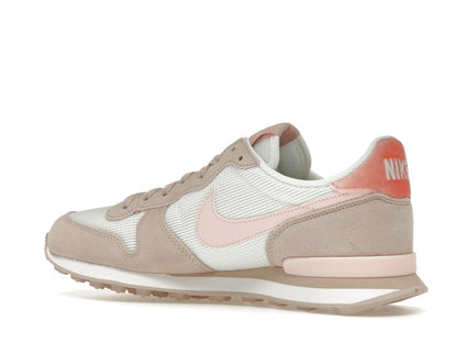 Nike Internationalist Summit White Light Madder Root (Women's)