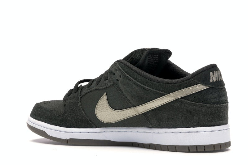 Nike SB Dunk Low Sequoia White Gum