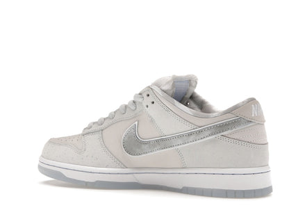 Nike SB Dunk Low White Lobster (Friends and Family)
