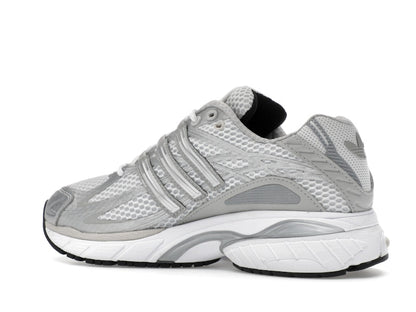 adidas Adistar Cushion Sporty & Rich Grey