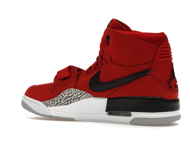 Jordan Legacy 312 Toro