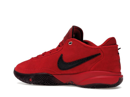 Nike LeBron 20 Liverpool