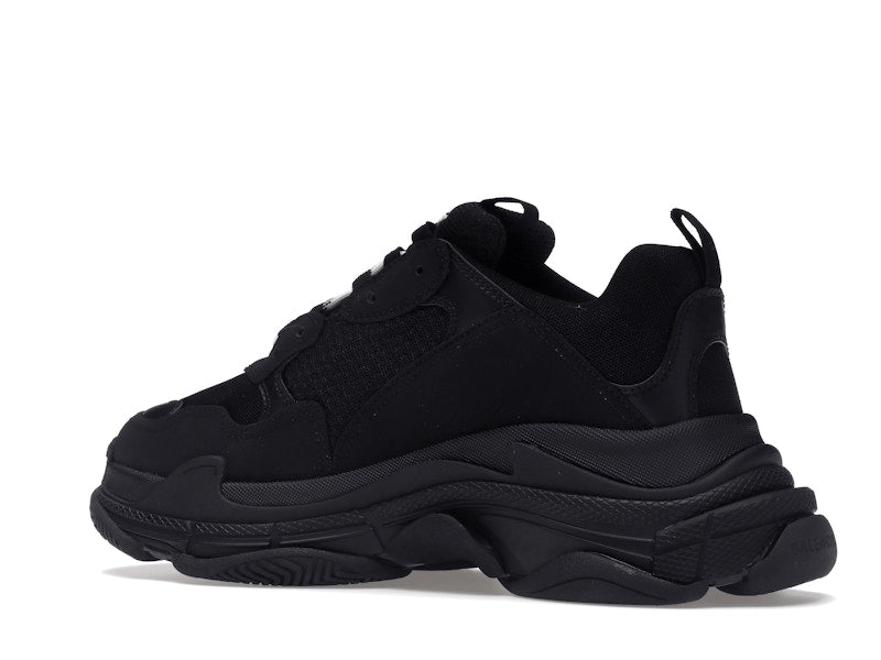 Balenciaga Triple S Black (2021)
