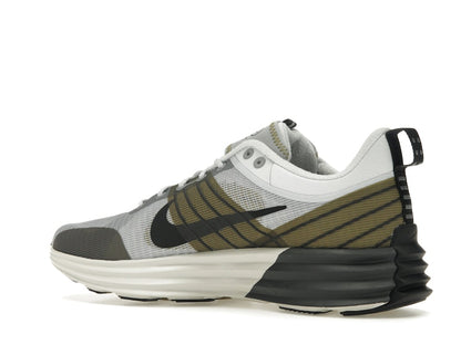 Nike Lunar Roam Platinum Tint Desert Moss
