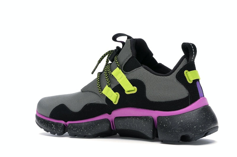 Nike Pocketknife River Rock