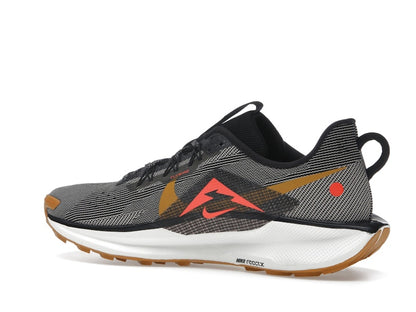 Nike React Pegasus Trail 5 Black Fir College Grey Desert Ochre