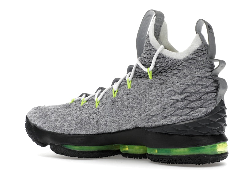 Nike LeBron 15 Air Max 95