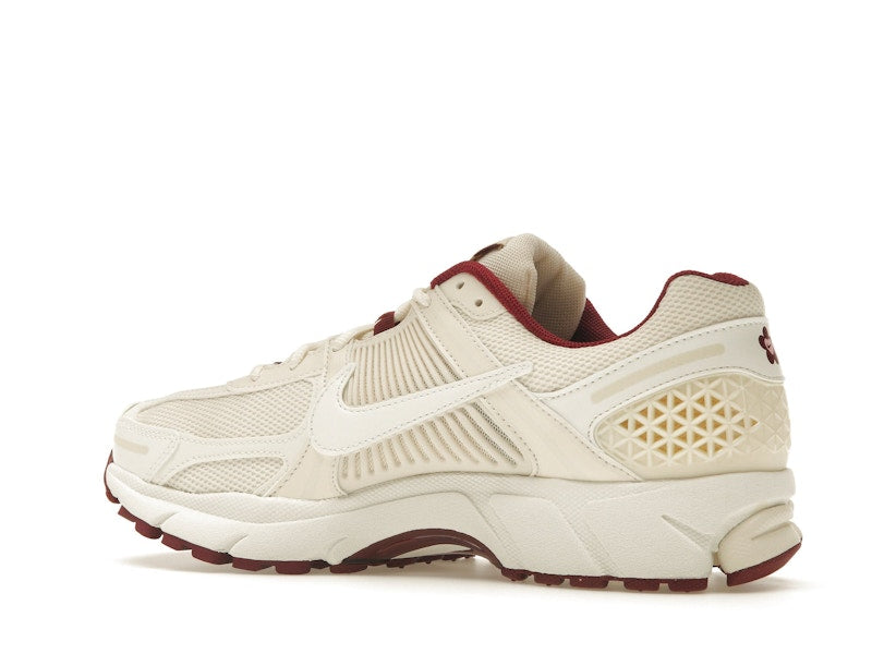 Nike Zoom Vomero 5 Valentine's Day (Women's)