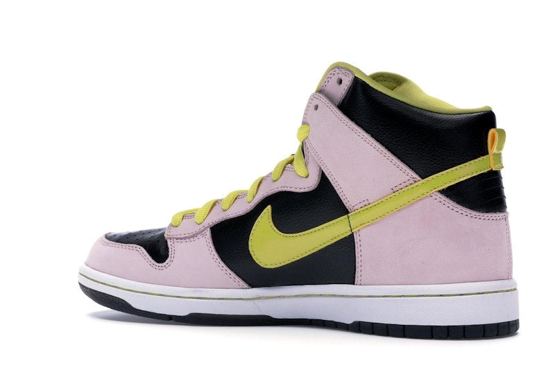 Nike SB Dunk High Miss Piggy