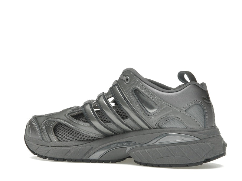 adidas Adistar Pose Taqwa Bint Ali Iron Metallic (Women's)