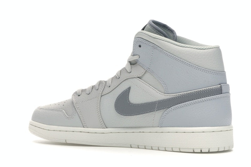Jordan 1 Mid Light Bone