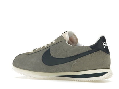 Nike Cortez size? Exclusive Grey