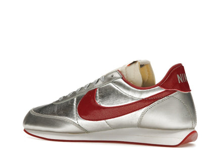 Nike Tailwind Night Track