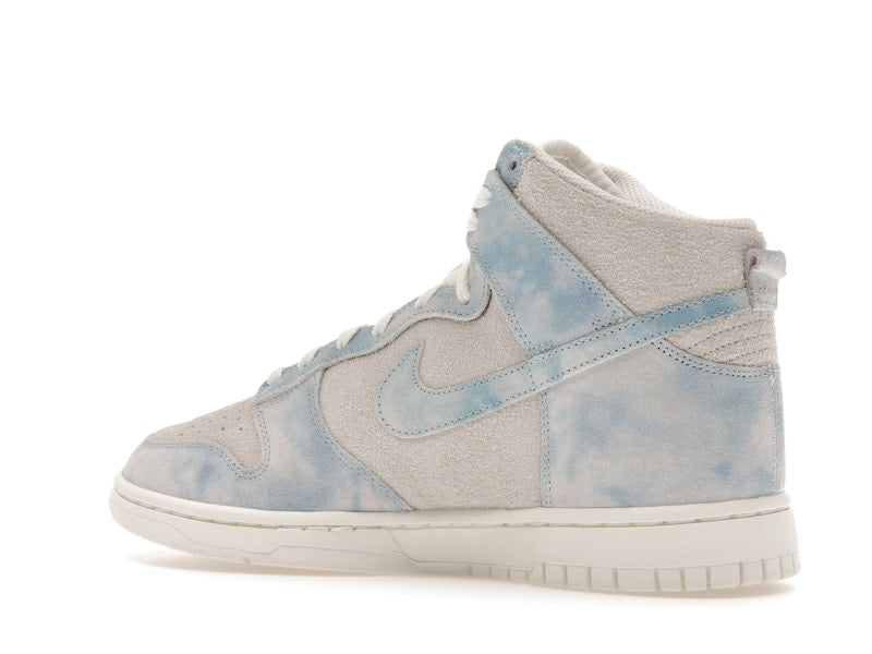 Nike Dunk High SE Clouds Celestine Blue (Women's)