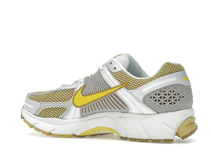 Nike Zoom Vomero 5 Bronzine (Women's)