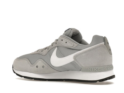 Nike Venture Runner Wide Light Smoke Grey