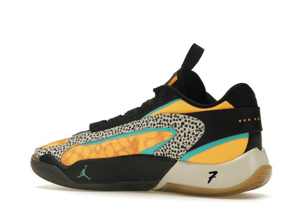 Jordan Luka 2 The Pitch