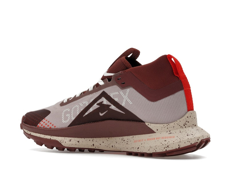 Nike React Pegasus Trail 4 Gore-Tex Diffused Taupe Dark Pony Sail Picante Red (Women's)