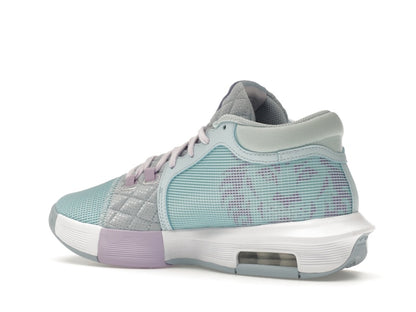 Nike LeBron Witness 8 Easter