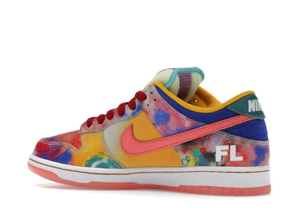 Nike SB Dunk Low Futura Laboratories Sunblush (Friends and Family)