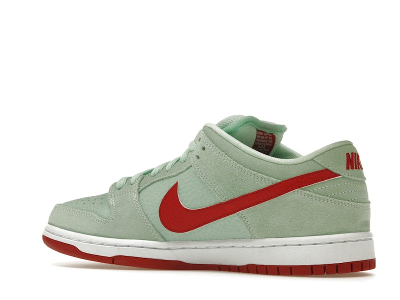 Nike SB Dunk Low Medium Mint Gym Red