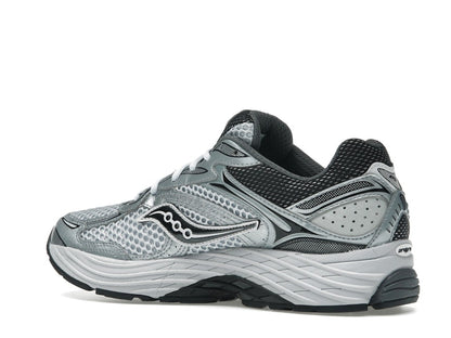 Saucony ProGrid Omni 9 Microchip