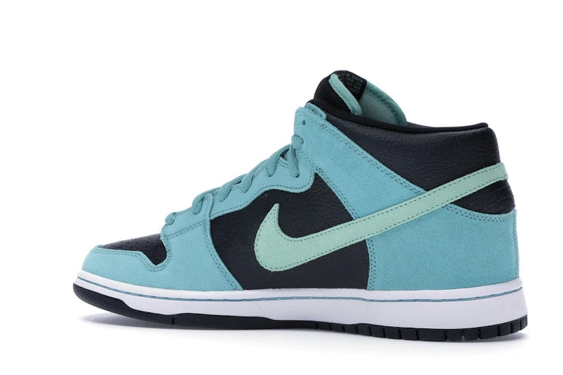 Nike SB Dunk Mid Sea Crystal