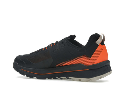 adidas Terrex Skychaser Tech Low Gore-Tex Core Black Wonder Beige Semi Impact Orange