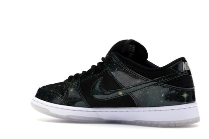 Nike SB Dunk Low 420 Intergalactic