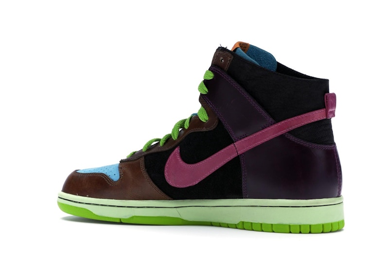 Nike Dunk High Undefeated