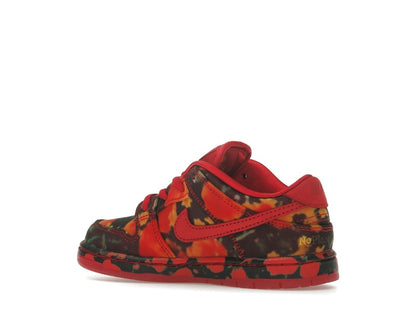 Nike SB Dunk Low The Wizard of Oz Poppy Field (TD)