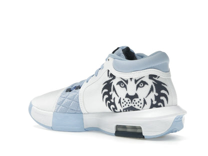 Nike LeBron Witness 8 UNC