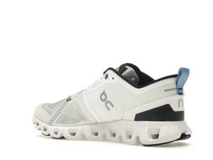 On Running Cloud X 3 Shift Undyed White Black
